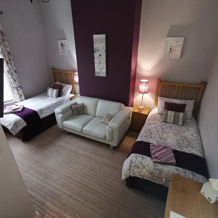 Bed and Breakfast Vale House Southport Esterno foto