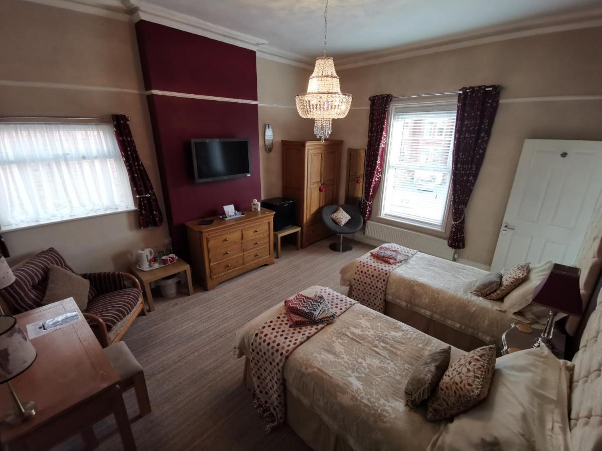 Bed and Breakfast Vale House Southport Esterno foto
