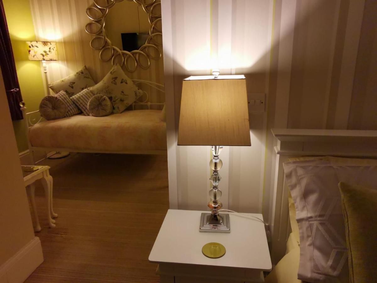 Bed and Breakfast Vale House Southport Esterno foto