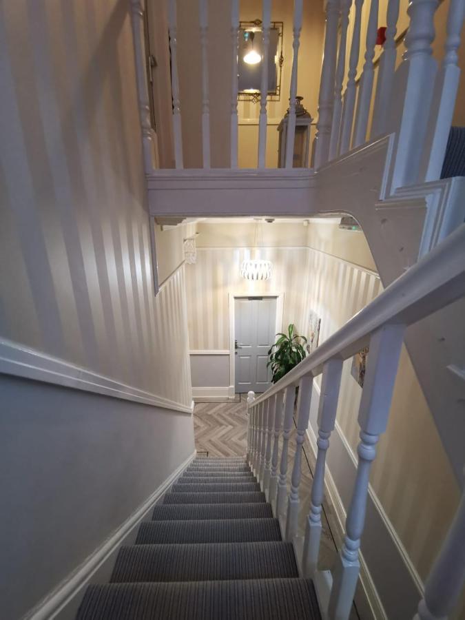 Bed and Breakfast Vale House Southport Esterno foto