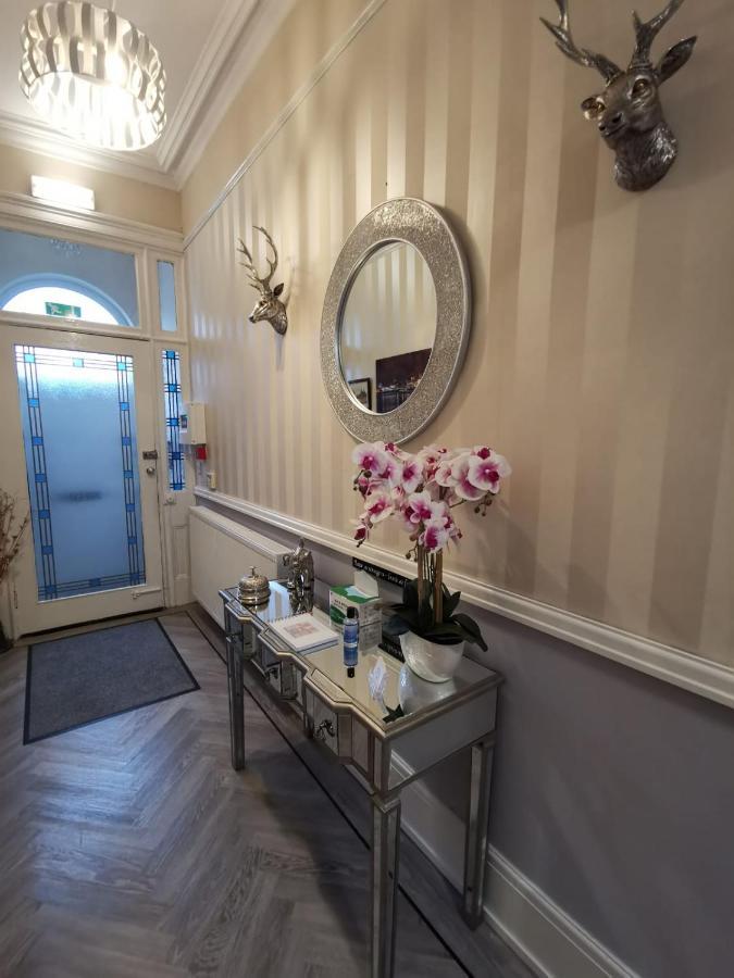 Bed and Breakfast Vale House Southport Esterno foto